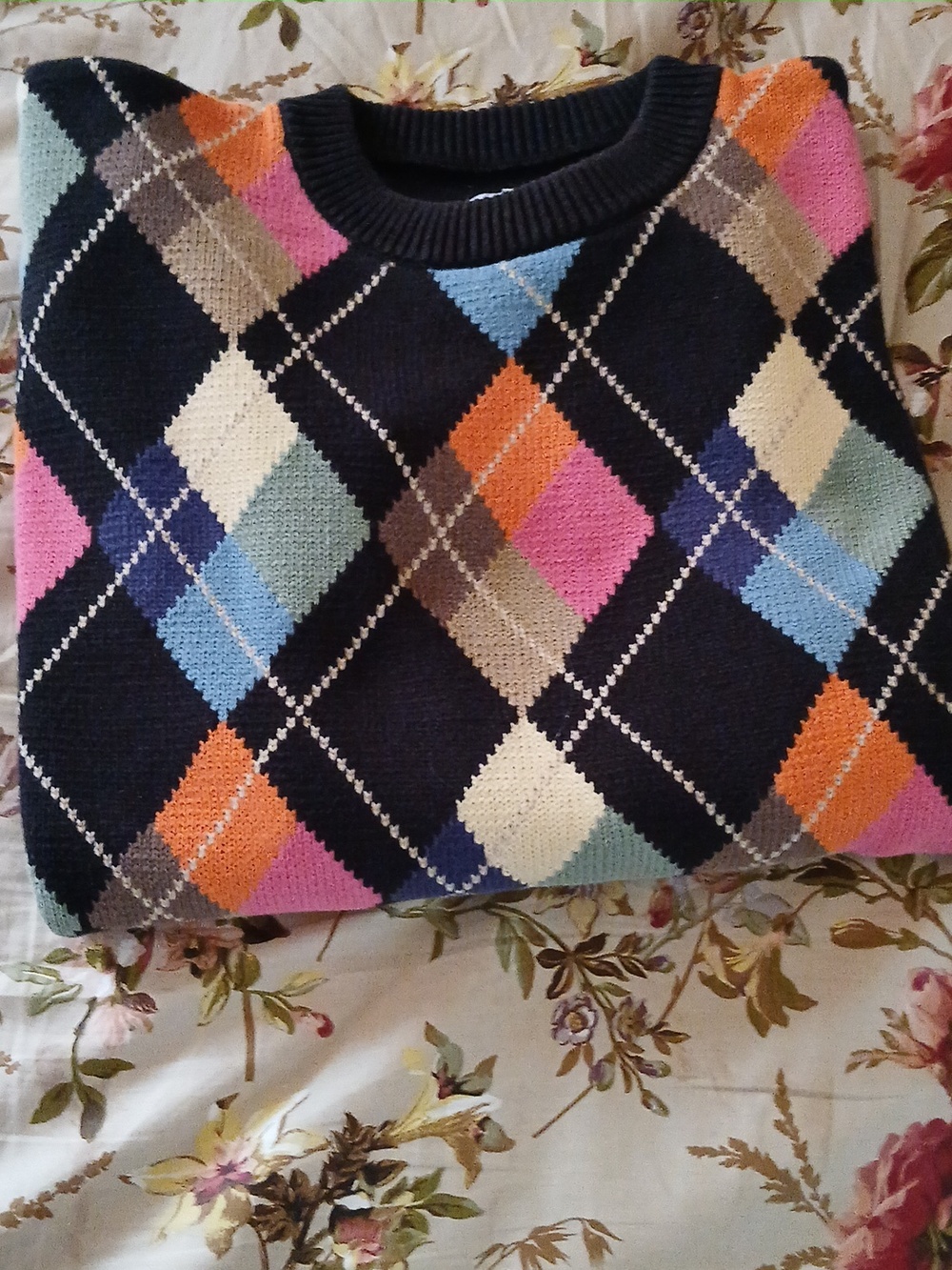 Men's Black Argyle Crewneck Cotton Sweater with Multicolor Diamonds - Large